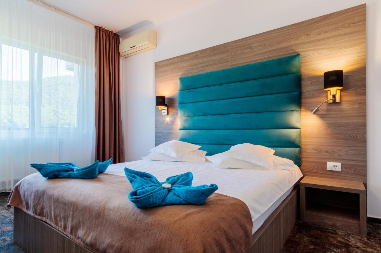 Hotel Orizont Călimăneşti Esterno foto