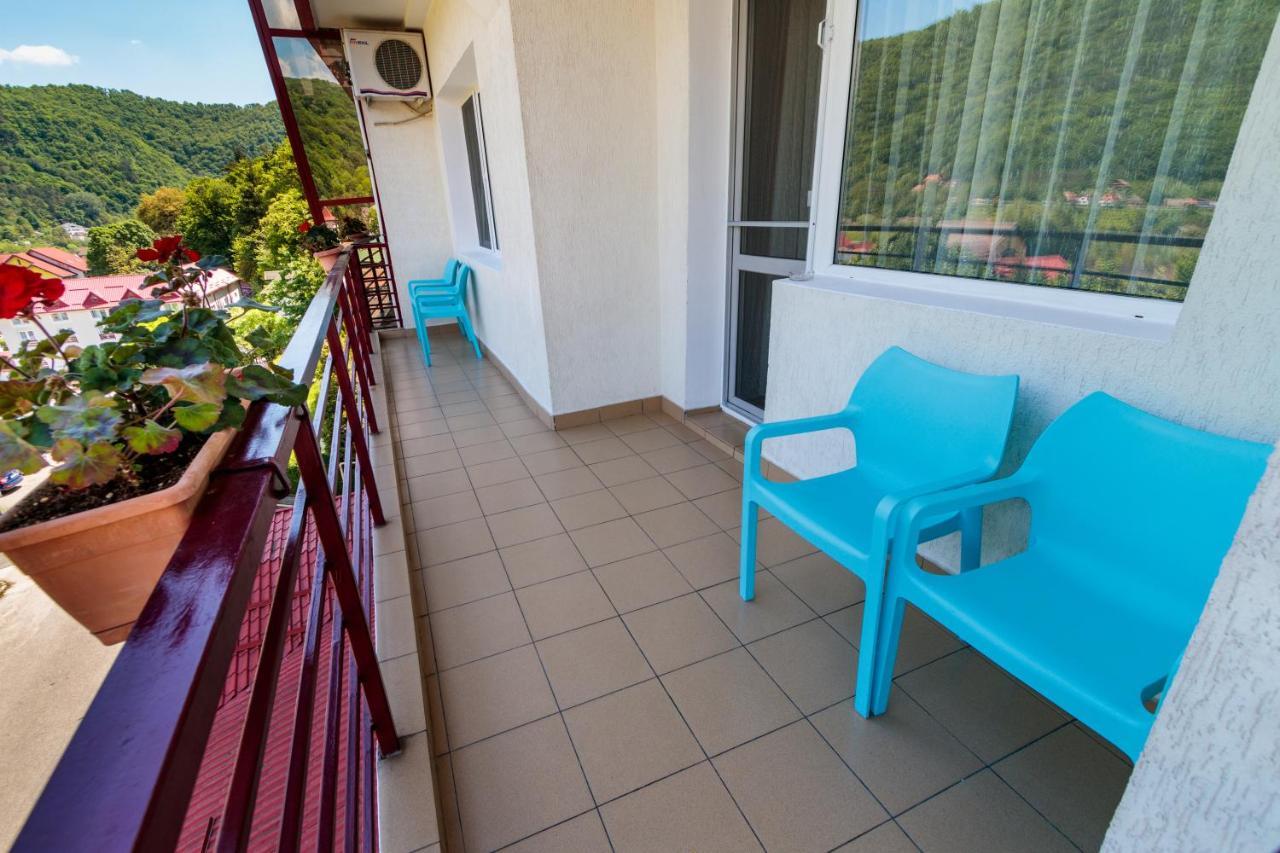 Hotel Orizont Călimăneşti Esterno foto