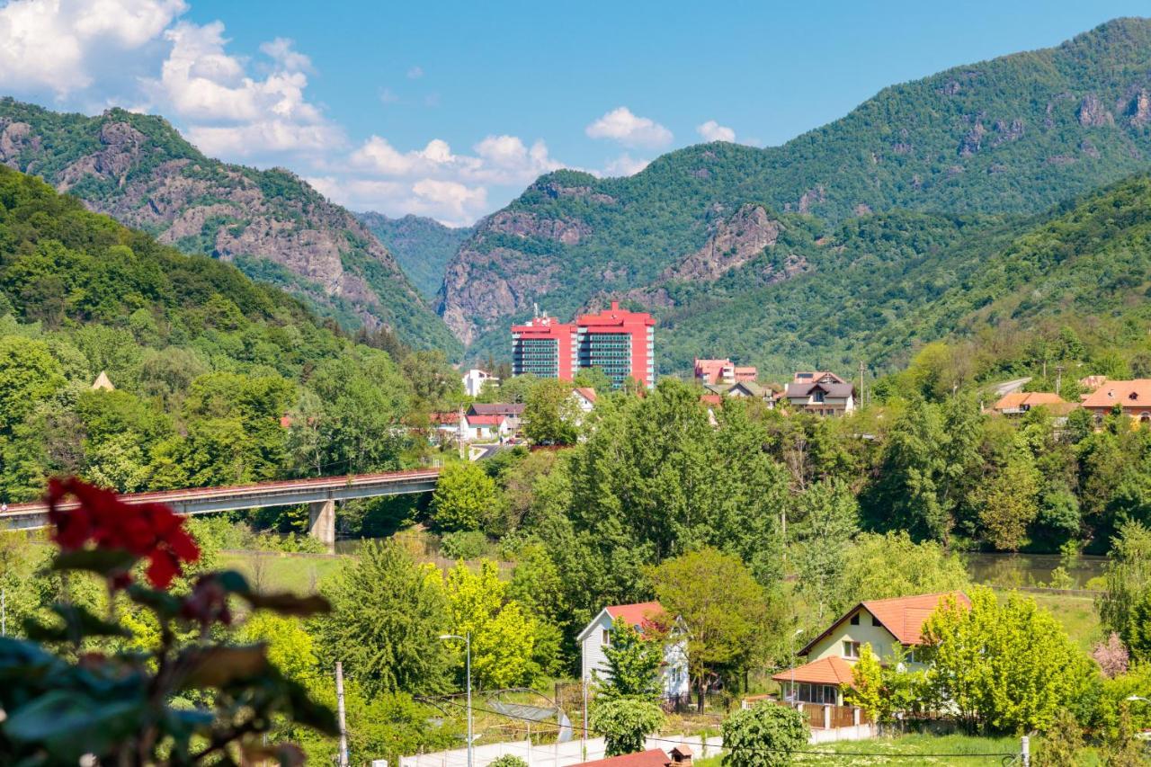 Hotel Orizont Călimăneşti Esterno foto