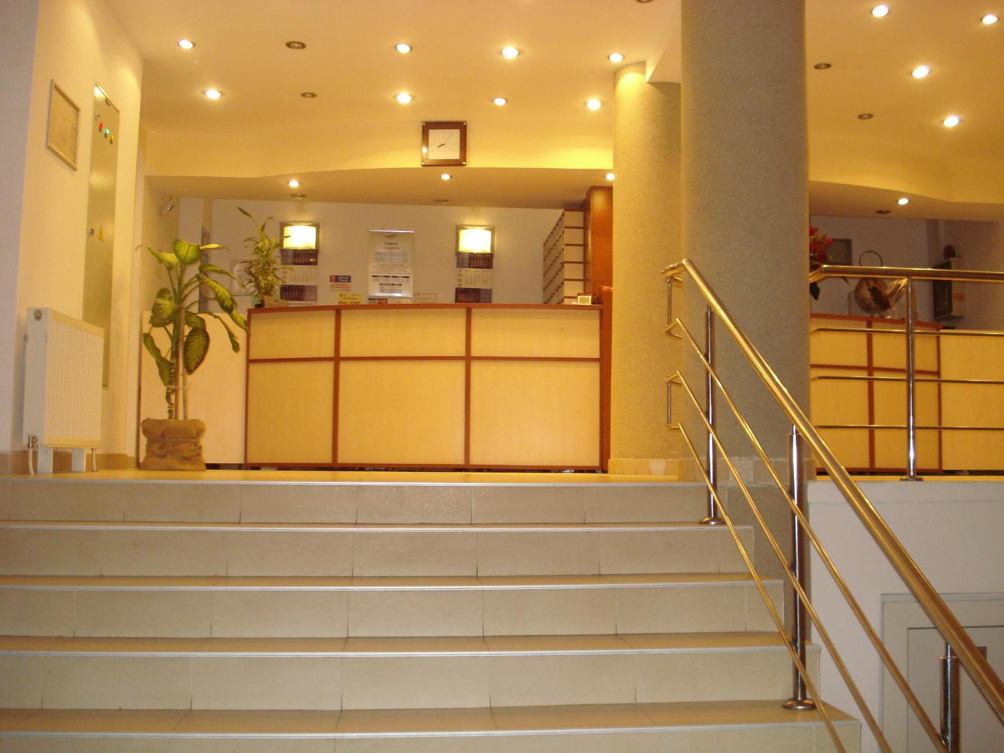 Hotel Orizont Călimăneşti Esterno foto