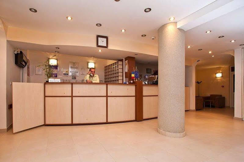 Hotel Orizont Călimăneşti Esterno foto